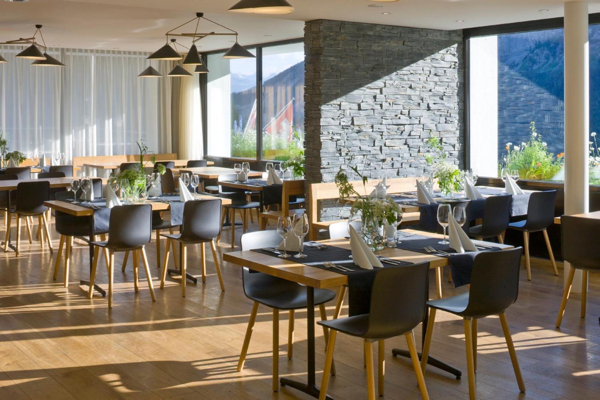 Hotel Restaurant Flaschen Albinen Exterior foto